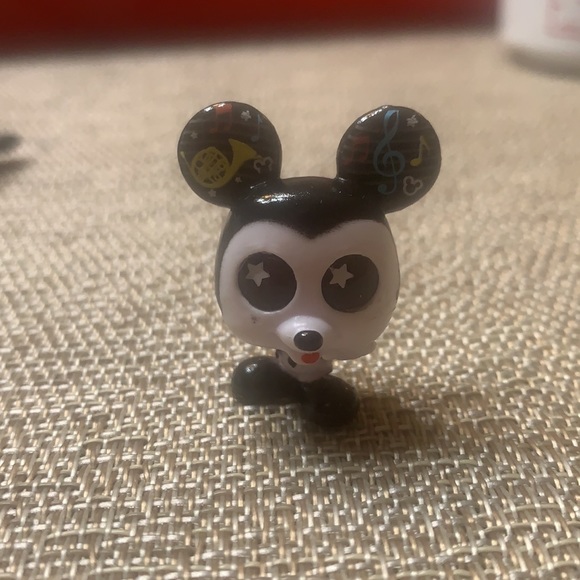 DISNEY ~ DOORABLES ‘Years of Ears’ Collection 🖤 - Picture 6 of 7